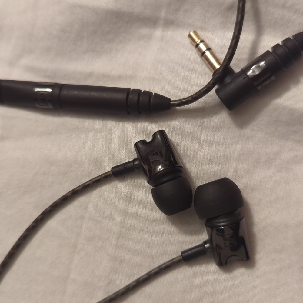 Sennheiser IE800